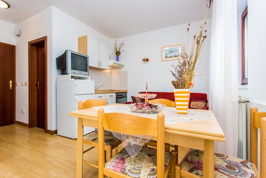 Apartament Lavanda 2 *
